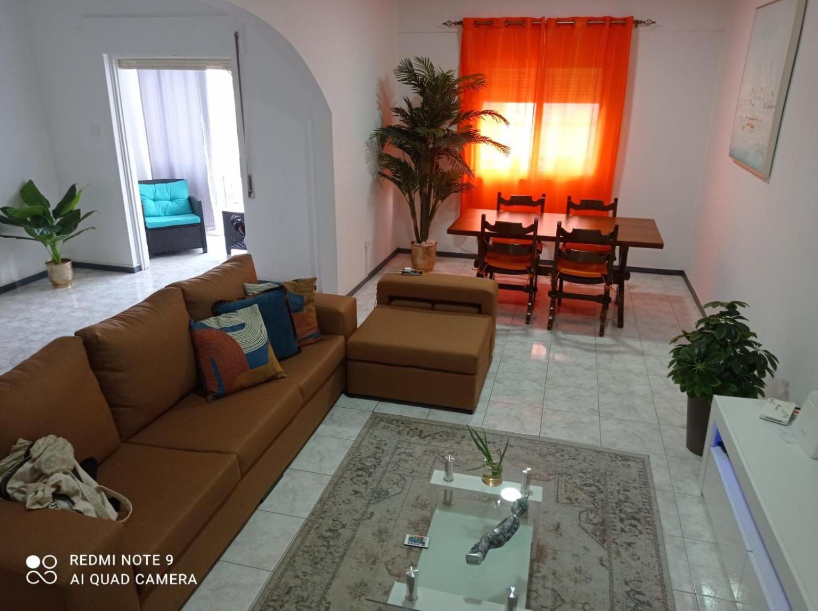 Lovely In Center Apartment *